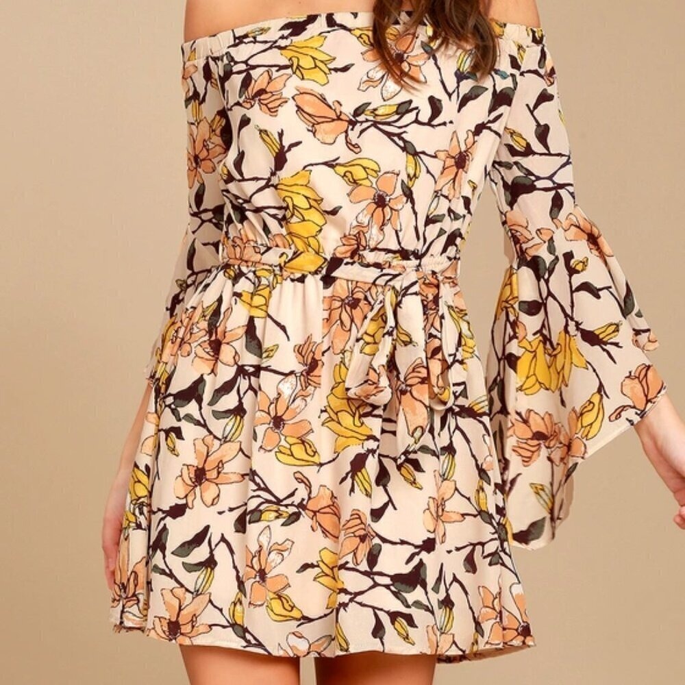 Lulu's Blushing Blooms Blush‎ Floral Print Off-the-Shoulder Dress
